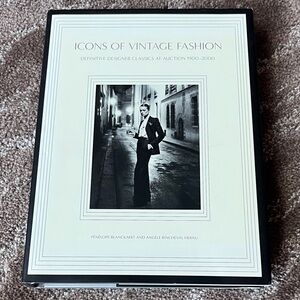 Icons of Vintage Fashion Book